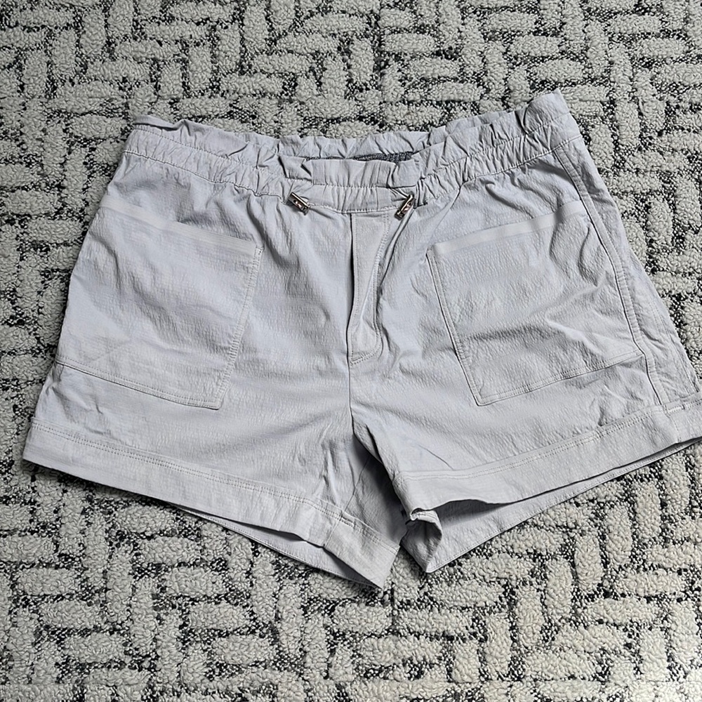 Athleta size 10 Shorts Gray